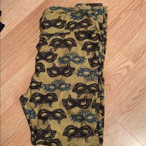 NWOT TC Lularoe leggings